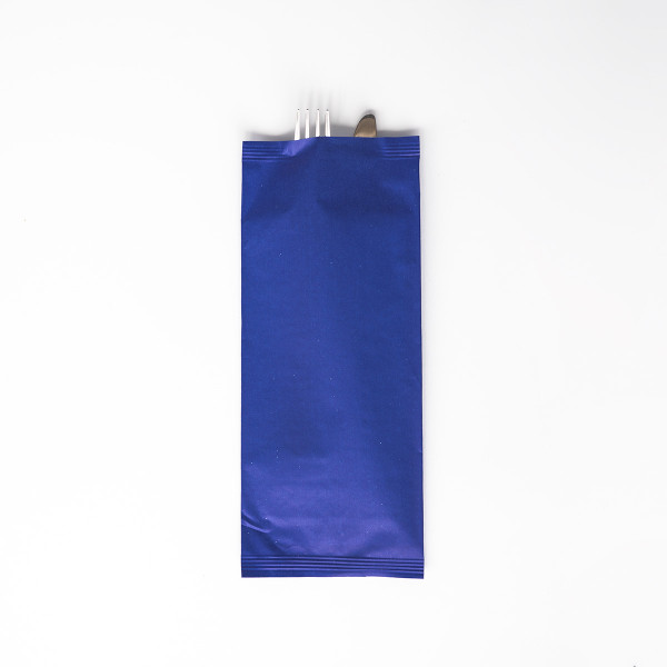 Papier-Bestecktasche in Blau 11x25cm mit 2-lagiger Tissue-Serviette in Weiß, 8x125 Stück